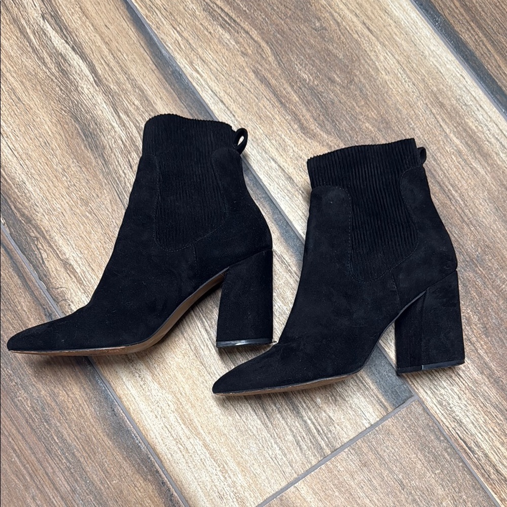 Steve Madden Black Ankle Booties with Block Heel